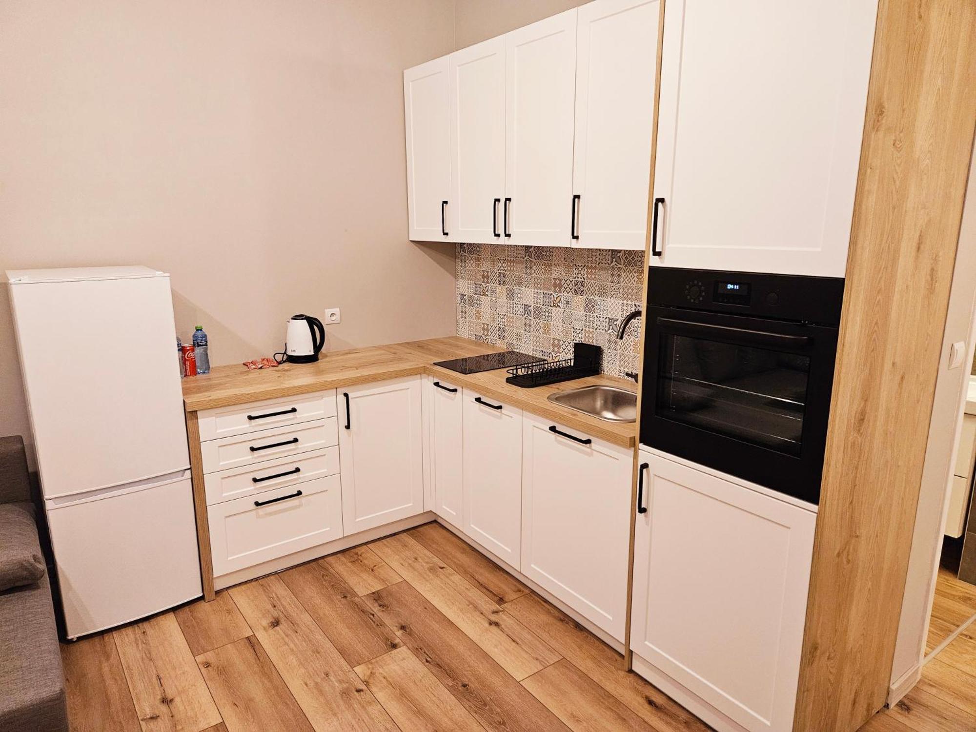 Appartement Justinrent 3 à Legnica Extérieur photo